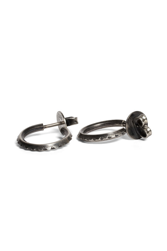 Ohrringe Hoop Studs Fine Scales M4502, Werkstatt Muenchen