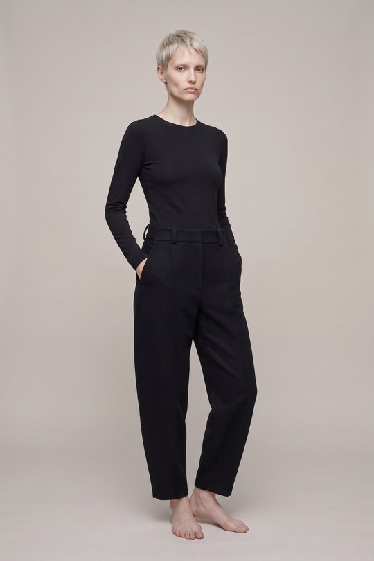 Hose 2026434 Wrenda black, Lisa Yang