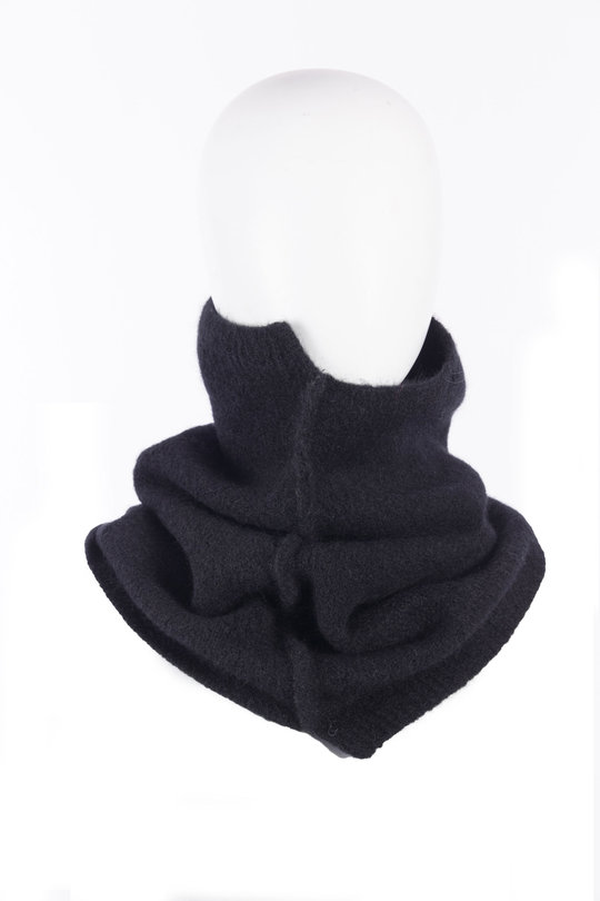 Schal GK12F26 black, Isabel Benenato
